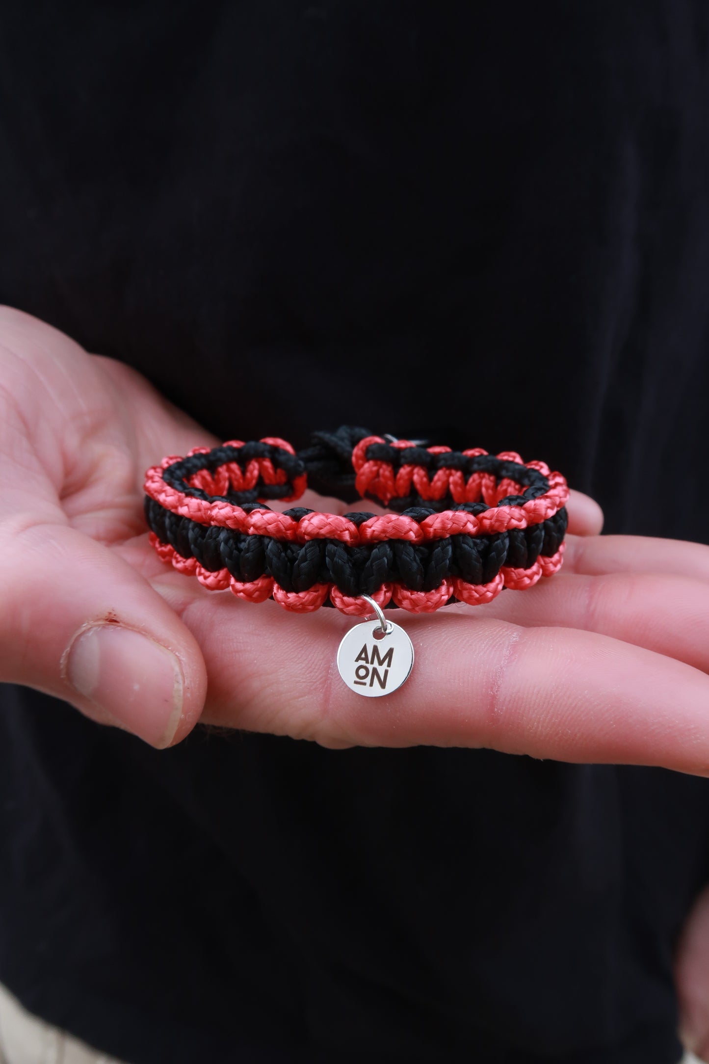 Redback Paracord Bracelet