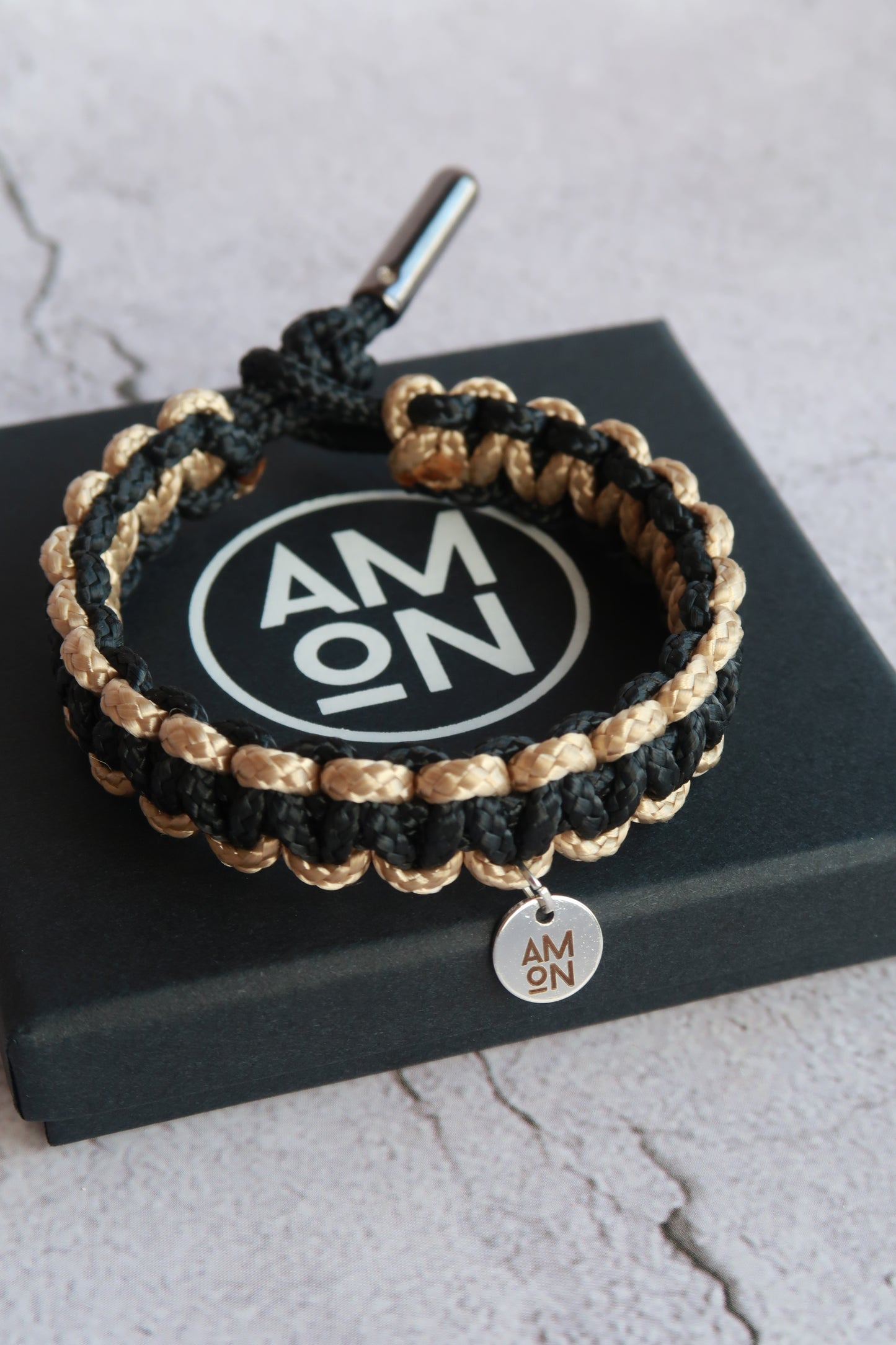 Black and Tan Paracord Bracelet